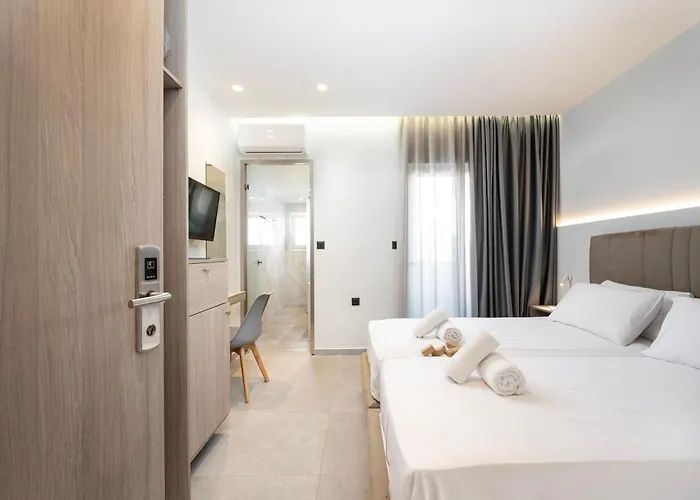 Sonia Hotel & Suites - Adults Only