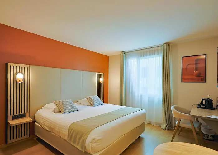  Seven Urban Suites Nantes Centre