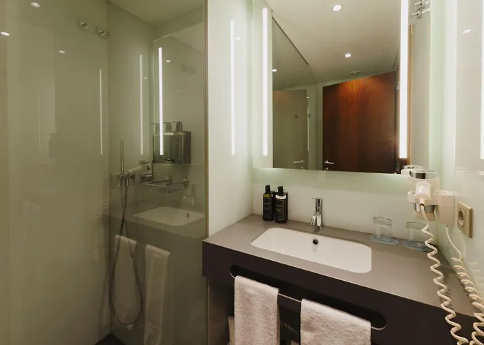 Hotel com jacuzzi: Timbre Heroismo