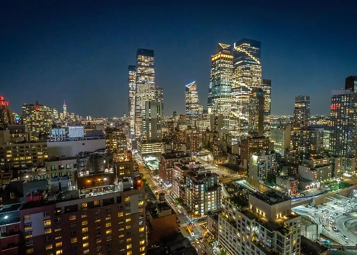 Motel: Doubletree By Hilton New York Times Square West