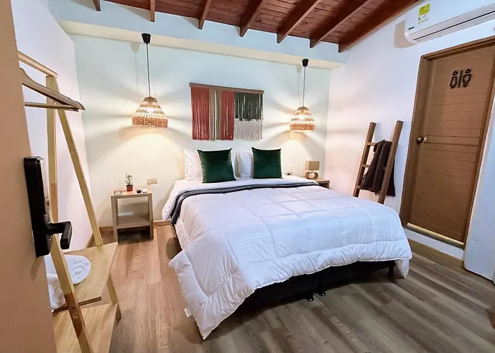 Luum Casa Hotel Manila