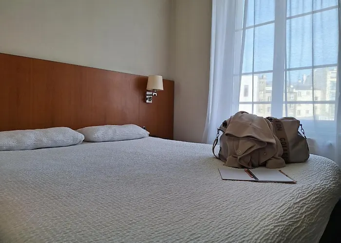 Hôtel accueillant les animaux: Hotel De La Gare Brest