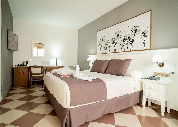 Hotel de esquí: Hotel Avenida Tropical By Bossh! Hotels