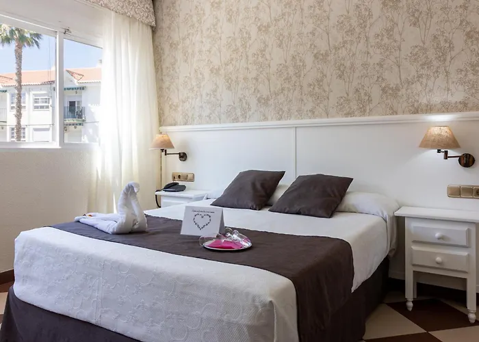 Hotel de esquí: Hotel Avenida Tropical By Bossh! Hotels