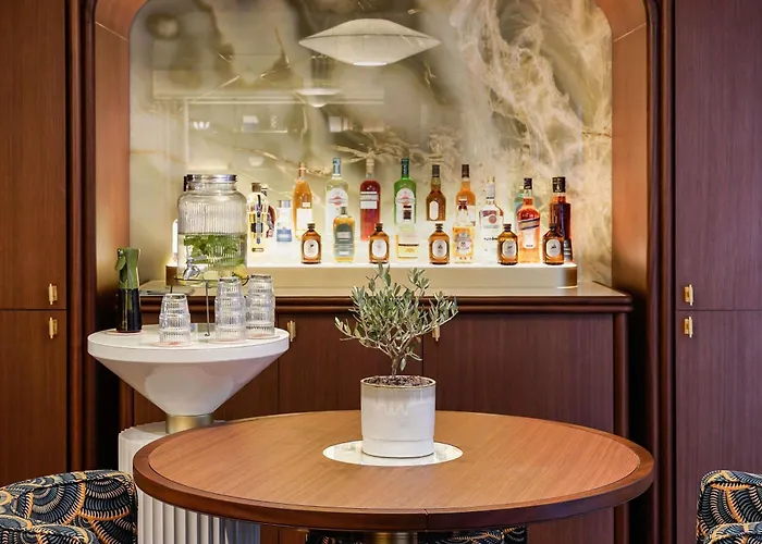 Hotel Faubourg Galant Paris - Handwritten Collection