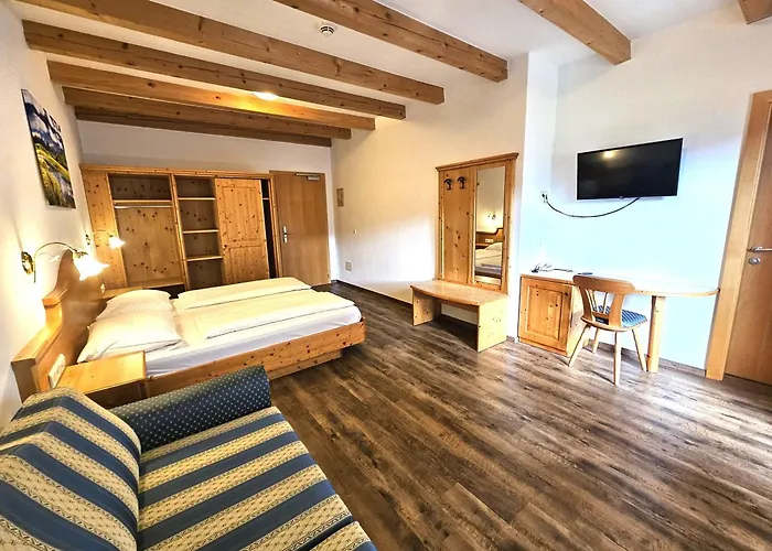 Hotel con piscina: Hotel Pichlerhof