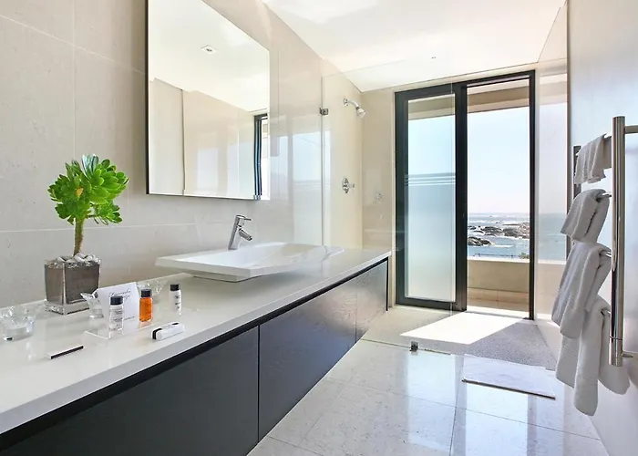 Azamare Guest House