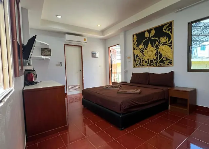 Ban Elephant Blanc Apartment