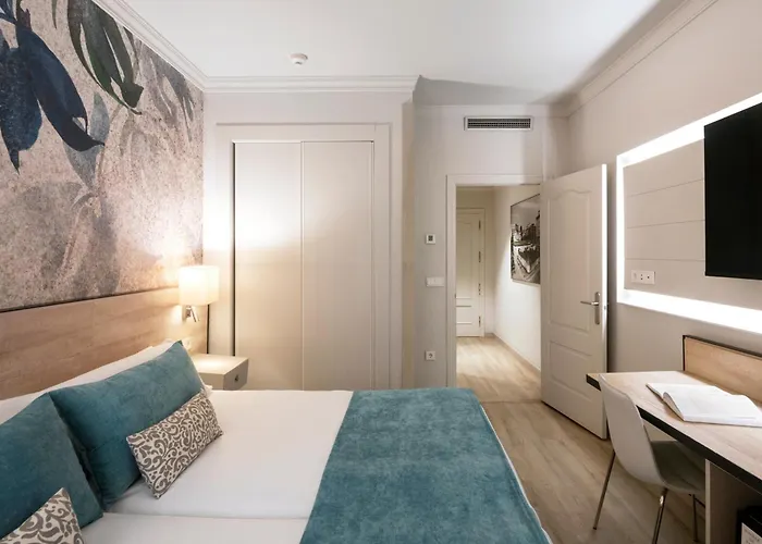 Hotel met zwembad: Salles Hotel Malaga Centro