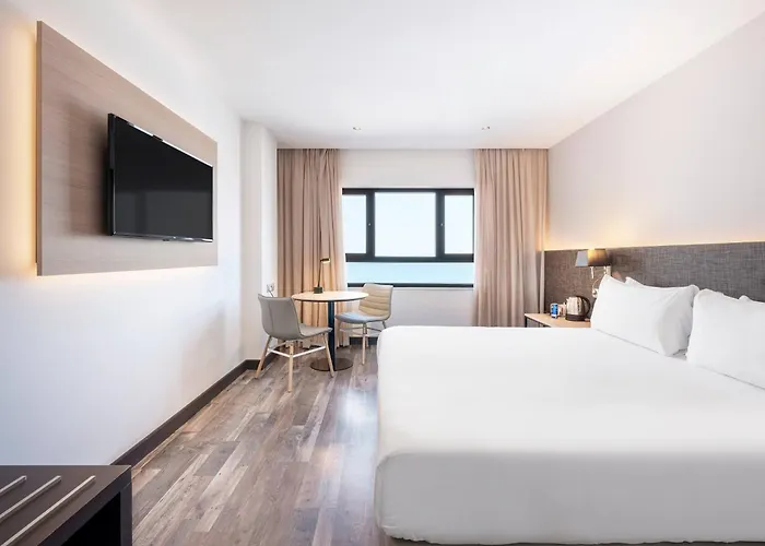 Hotel Cadiz Paseo Del Mar, Affiliated By Melia