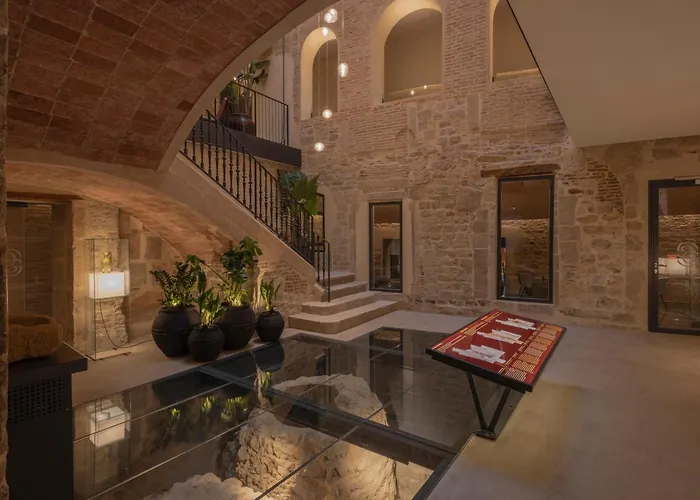 Gran Hotel Barcino 4 Estrellas Superior