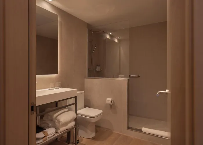 Gran Hotel Barcino 4 Estrellas Superior