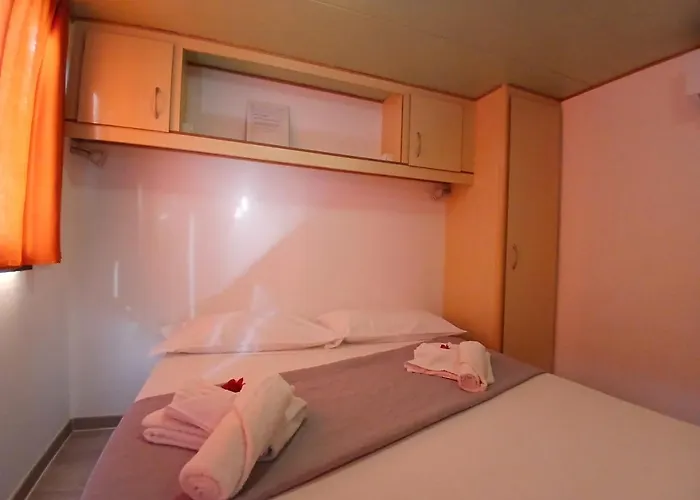 Hotel vicino al College: Campeggio Praia Mare