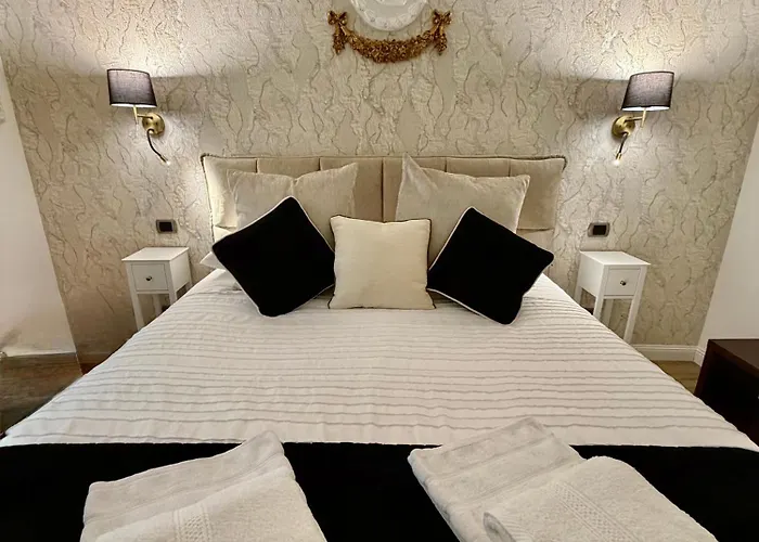 Colosseo Room