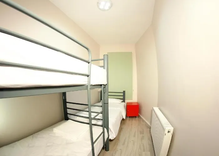 Herberg: Grand Bella Vista Hostel