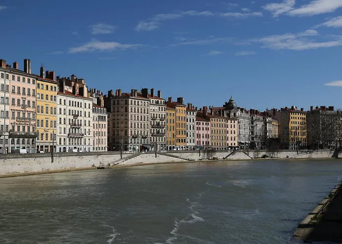 B&B: Bread Et Couette