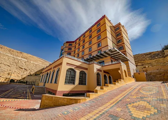 Petra Canyon Hotel