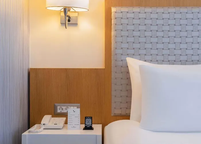 Hotel Rixos Park Belek - The Land Of Legends Access