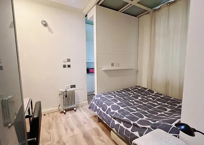 Pension Guide Soho China Town Rooms