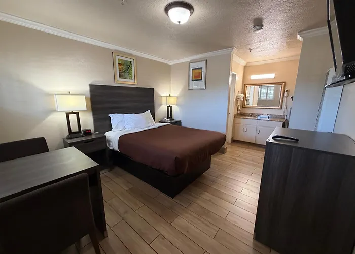Hotel: Holland Inn And Suites