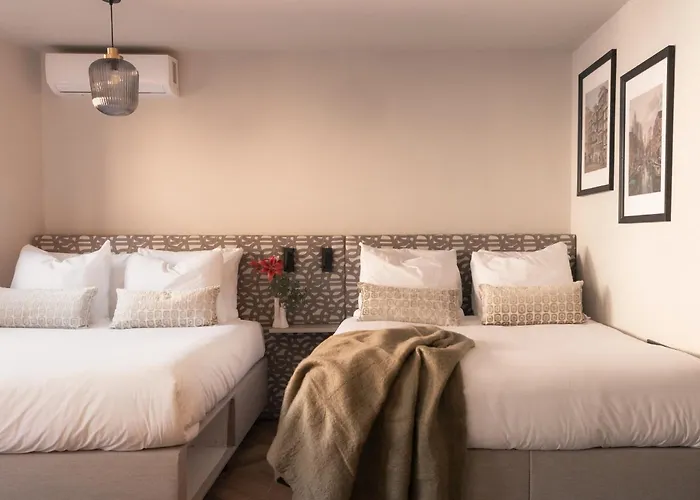 Сity center hotels Frisco Inn