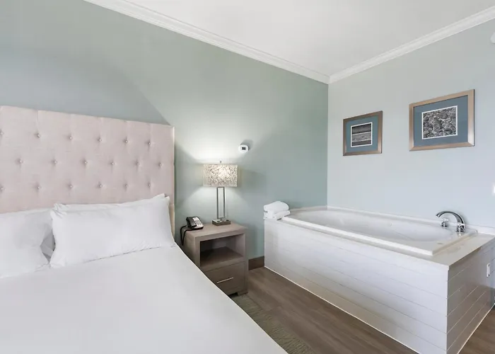 Cherry Tree Inn & Suites