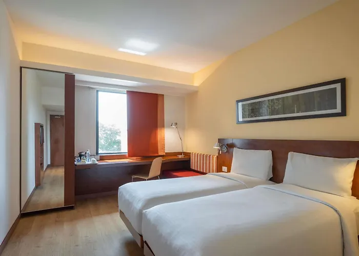 Ibis New Delhi Aerocity - An Accor Brand