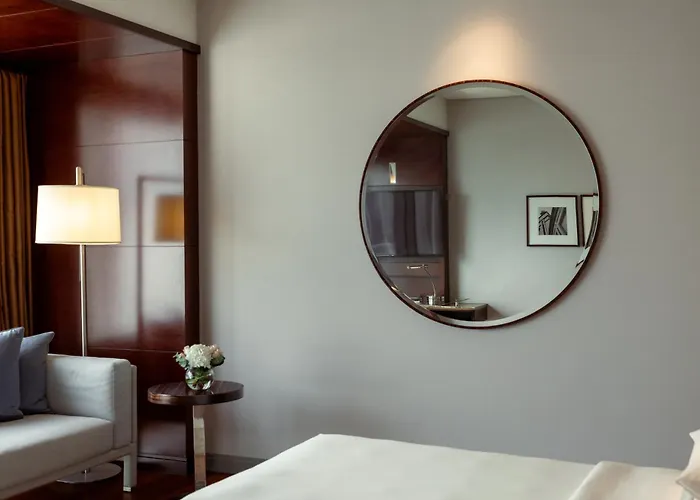 Luxury hotel only: Grand Hyatt Kuala Lumpur