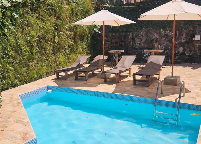 Auto-atendimento: Apartamentos Casa da Pedra