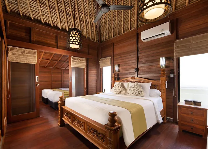 Hotel with pool: Gecko Villa & Bungalows