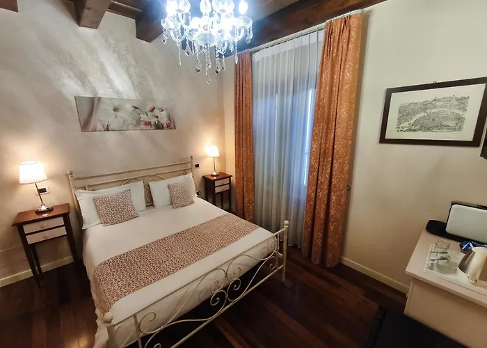 B&B: Relais Ponte Pietra