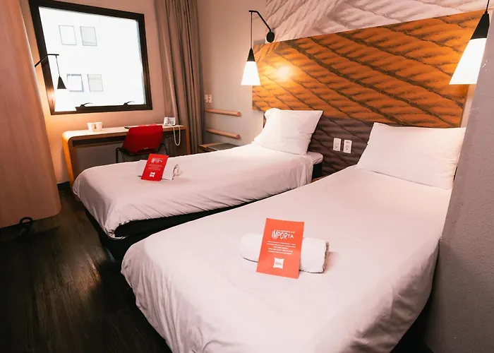 Ibis Santos Gonzaga Praia