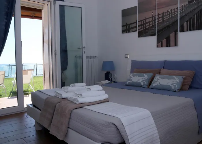 Bed and Breakfast Sunset House Anzio