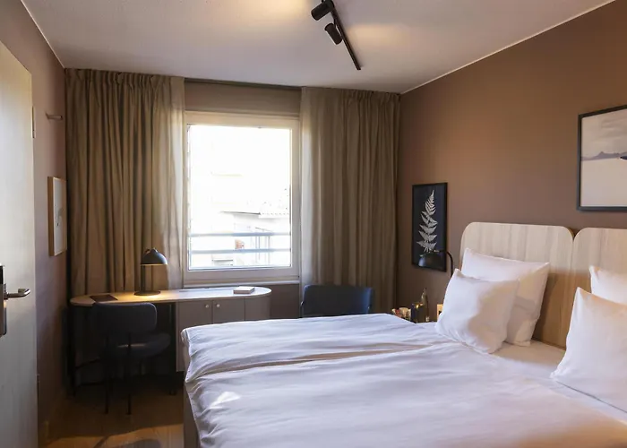 4 star hotel: Scandic Stuttgart Europaviertel