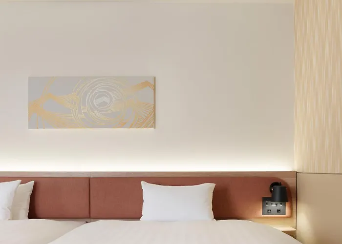 Luxury hotel only: Mitsui Garden Hotel Hiroshima
