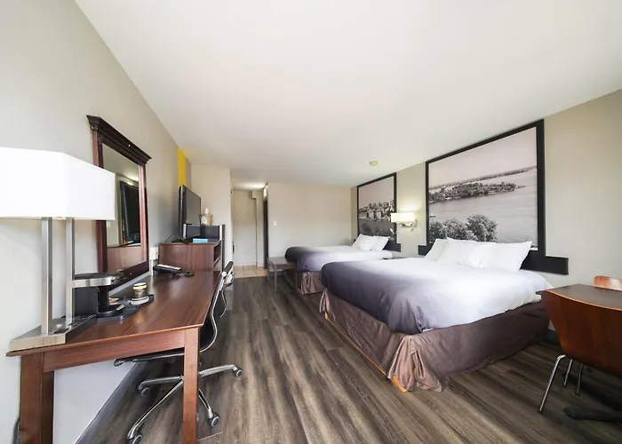 Motels Super 8 By Wyndham Kingston
