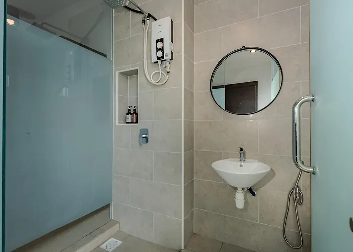 Waterpark hotel: Cube 8Teens By Nest Home