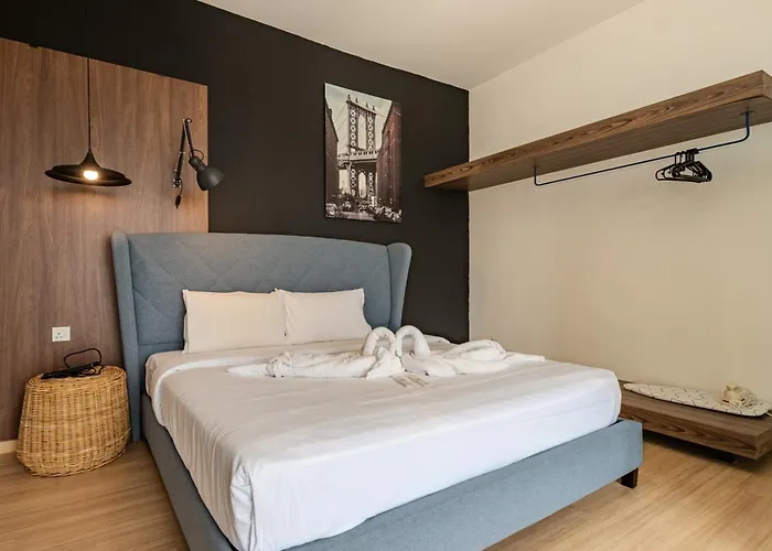 Waterpark hotel: Cube 8Teens By Nest Home