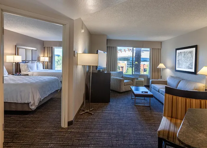 Holiday Inn & Suites Scottsdale North - Airpark By Ihg