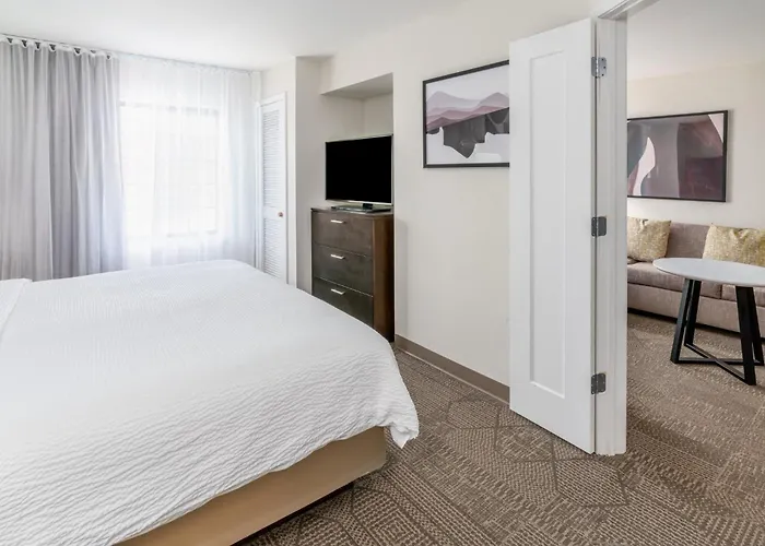 Staybridge Suites North By Ihg