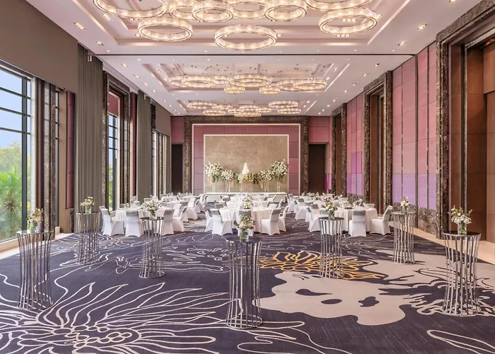  Hilton Bangkok Suvarnabhumi Golf & Spa