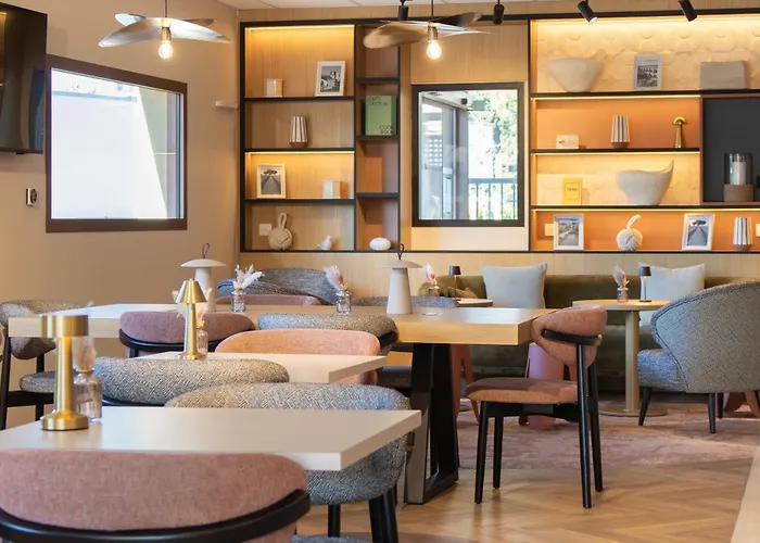 Brit Hotel Avignon Sud Le Calendal