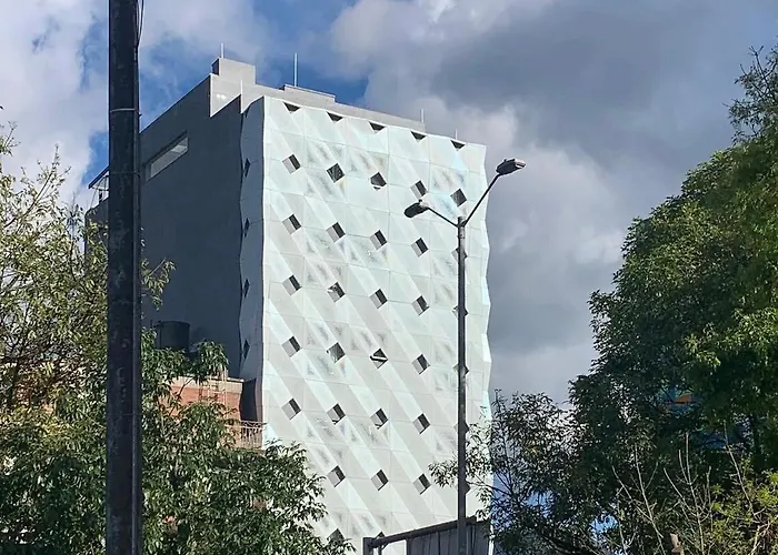 Perros hoteles EM Corferias Embajada Americana