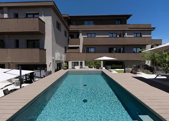 Ollen Apartments