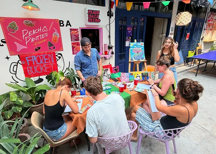 The Hostels Area81 Hideout Khaosan
