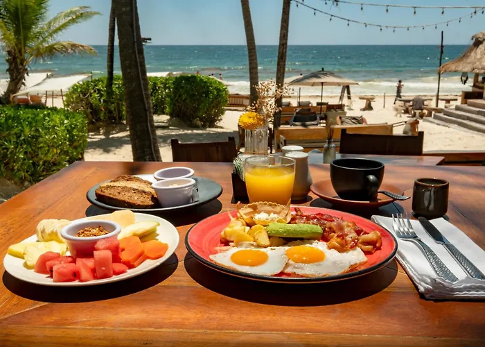 Ahau - Beachfront (Adults Only)