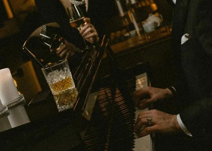  Dandy & Kitchen (Adults Only)