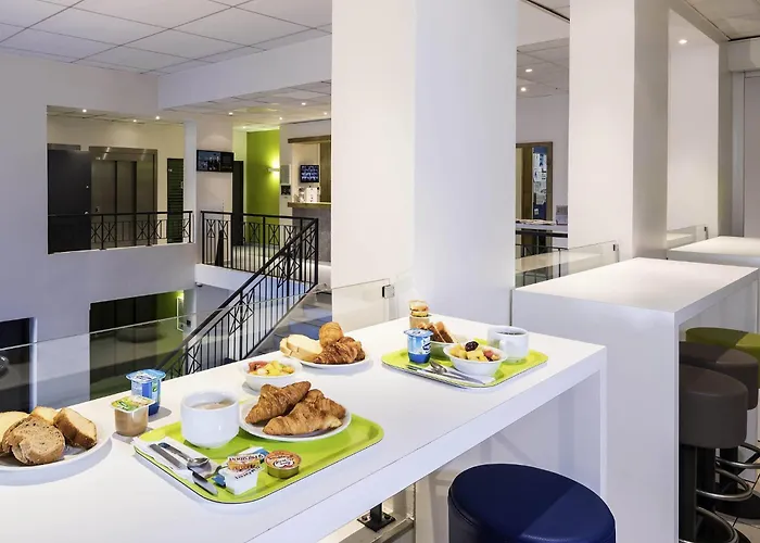 Pet Friendly hotel: Ibis Budget Nice Aeroport