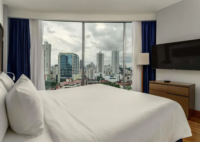 Сity center hotels Novotel Panama City