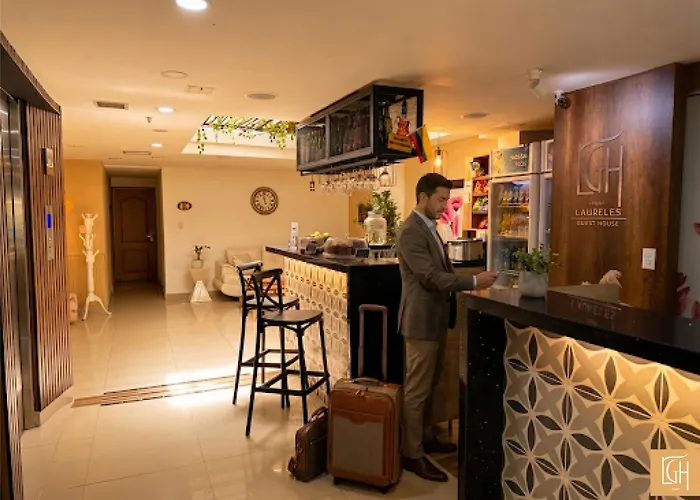  Laureles Guest House Lgh